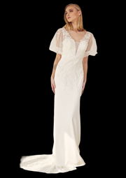 Exquisite gown featuring puff sheer sleeves