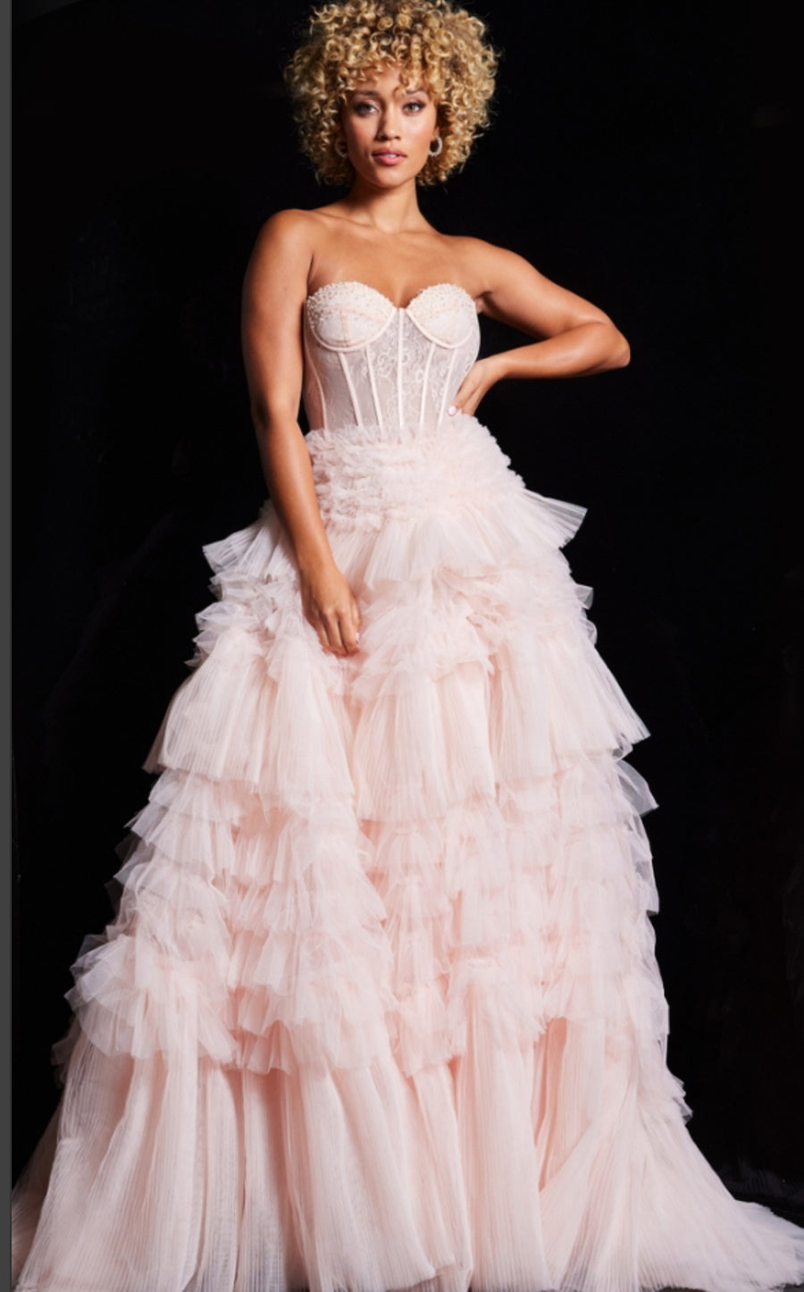 Light pink Strapless teared 
tull dress