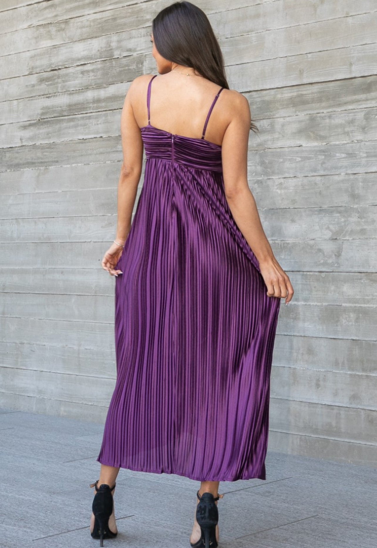 Pleated plum color Midi Dress